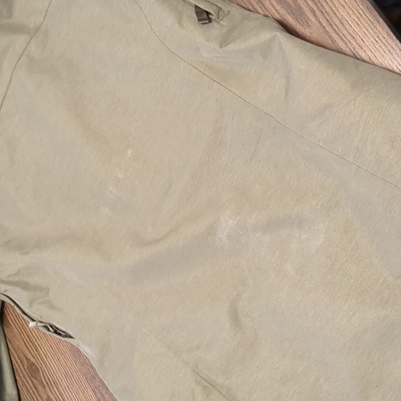 Burton AK 2L Altitude Jacket - Picture 16 of 16